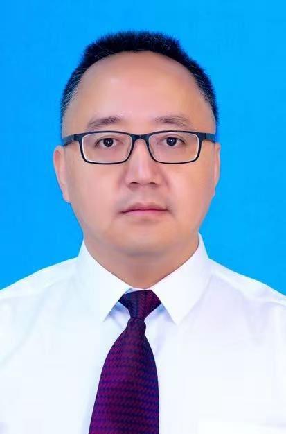 杨雨亭